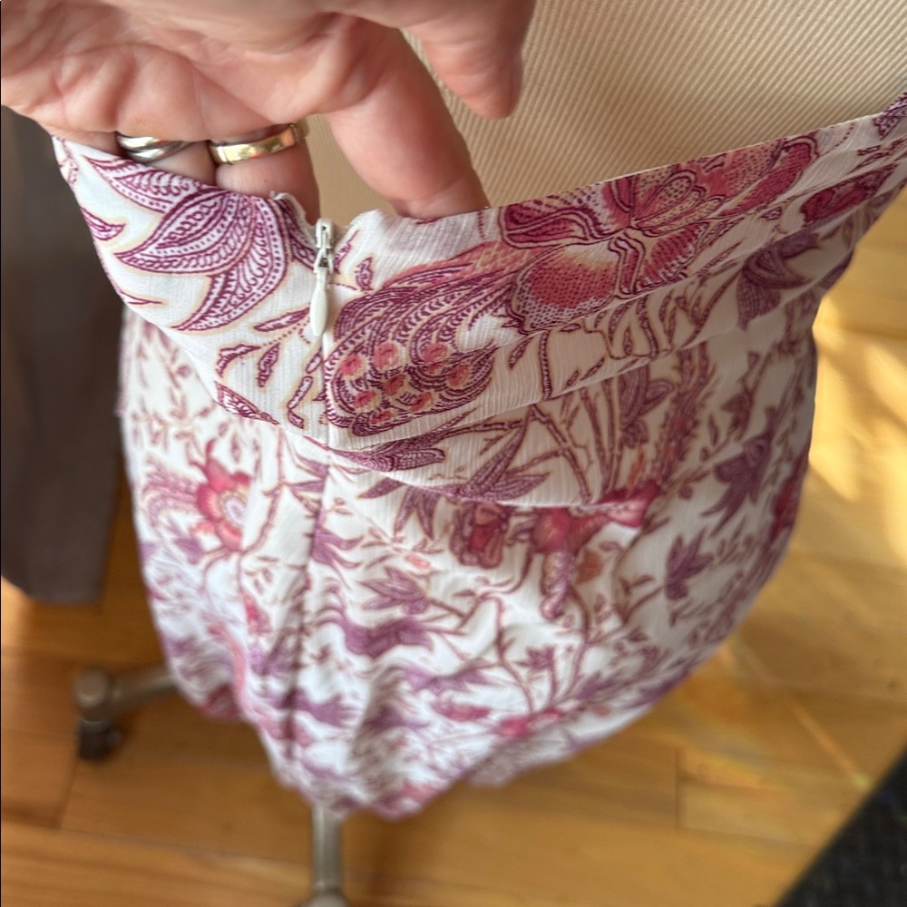 Ralph Lauren Cream and Red Dress - Picture 4 of 4
